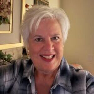 Meet your Posher, Denise